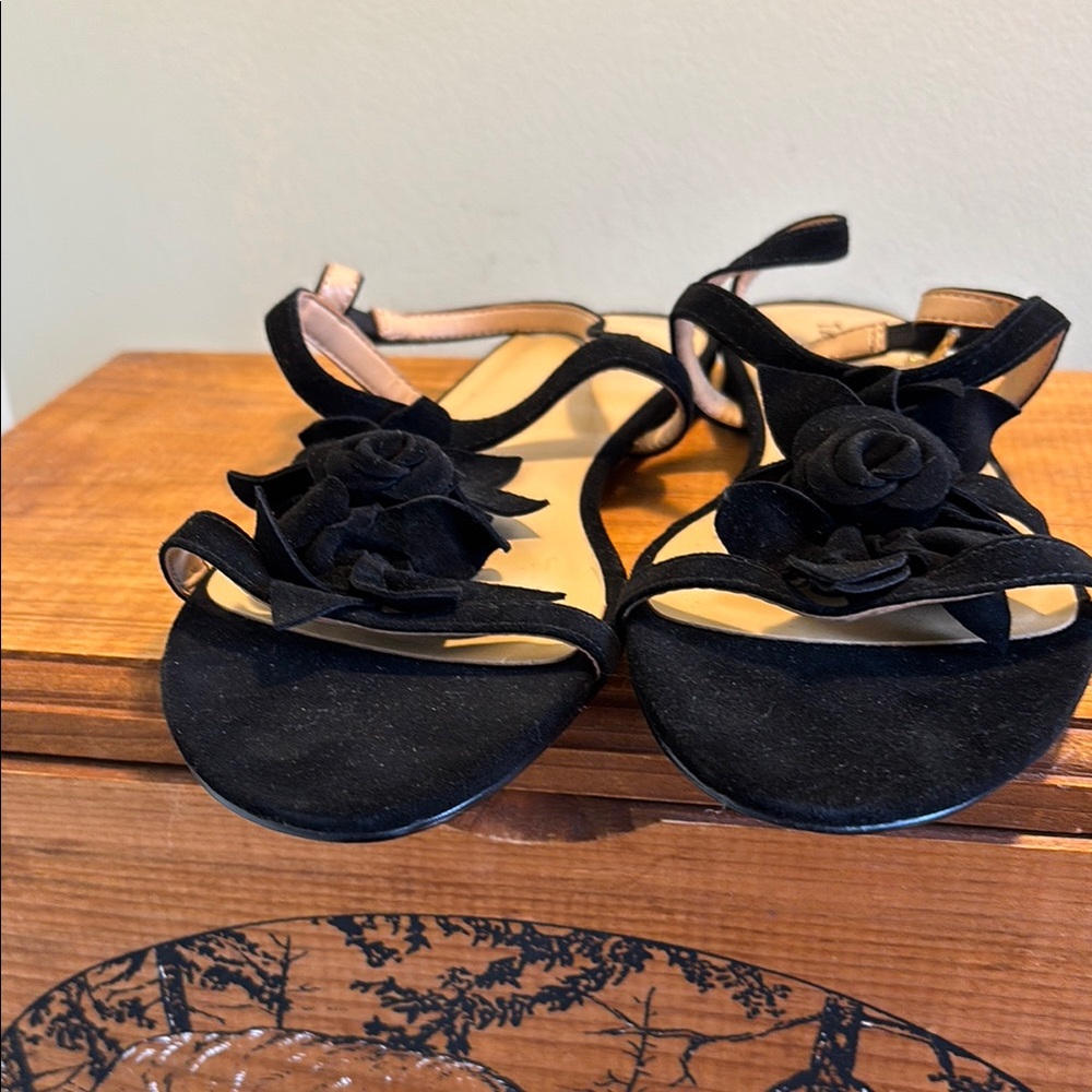 Talbots Black Strappy Sandals Flat Sole